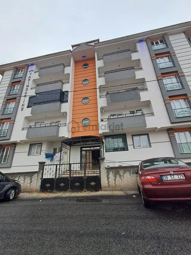 Sahibinden Muhteşem Konumda 3+1 1