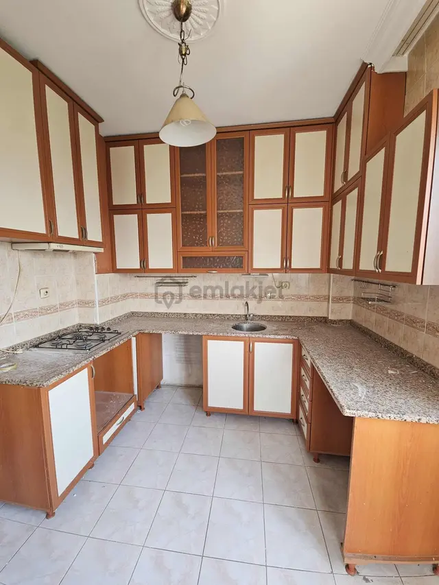 Kepez Karşıyaka Mah. Kiralık Daire 3+1 3.kat 180m2 3 Adet Balkon 1