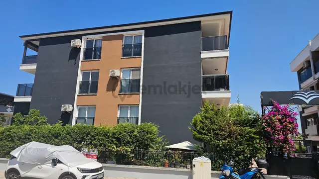 Kuşadası Davutlarda Ara Kat 2+1 Daire 1
