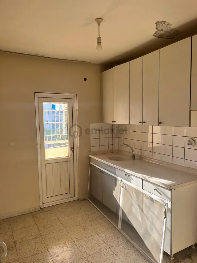 Yüreğir Atakent Mahallesinde Kiralık 2+1 Boş Daire 1