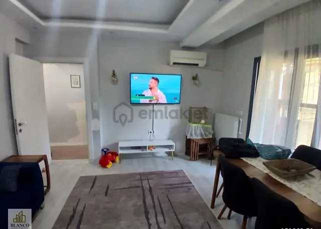 Kemalpaşa Ulucak'ta Satılık 3+1 Arakat Kapalı Mutfak Daire 1