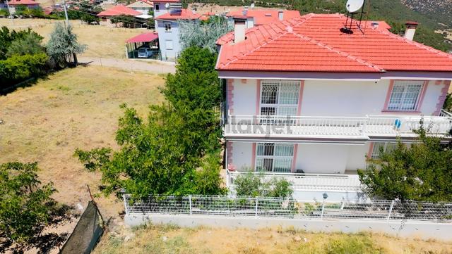 Korkuteli Söğütçük Mah. Müstakil 2 Katlı Villa Tipi Ev 1
