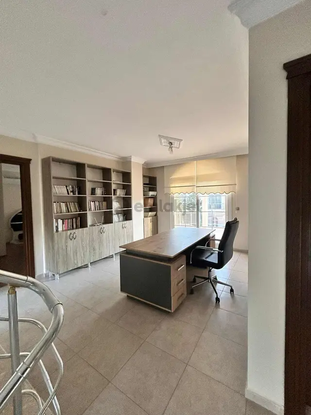 Muğla Dalaman Karaçalı Mah Satılık Eşyalı 5+1 Müstakil Villa 2