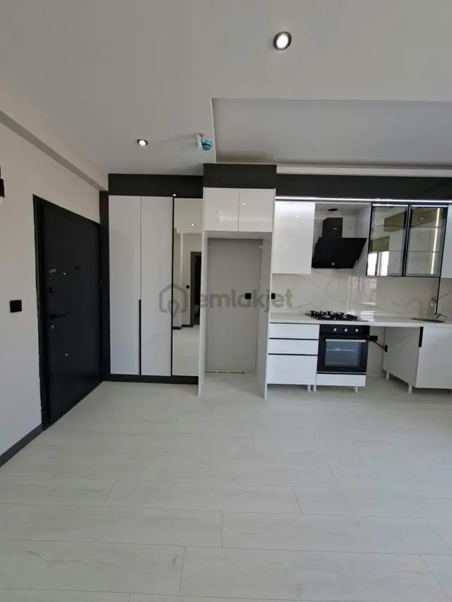 Antalya Aksu Altıntaş Mahallesin’de 1+1 52m² Kiralık Daire. 2