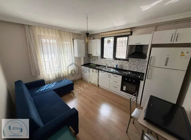 (lidya Gayrimenkul) Önü Açık Otoparklı Eşyalı 1+1 1