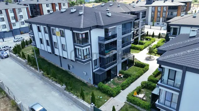 Dream Life'dan Acill !! Havuzlu Arakat 2+1 Fırsatı Elegant Vadi 1