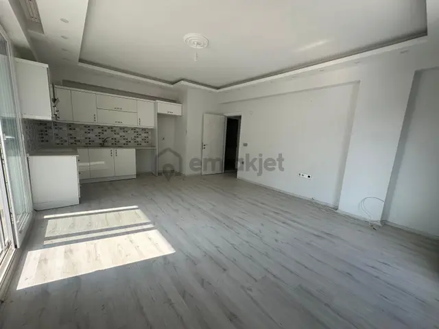 Güllük'te Merkeze Yakın Konumda Satılık 2+1 Daire 1