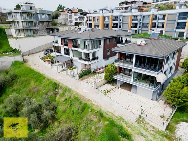 Narlı'da Deniz Manzaralı Geniş 2+1 Daire