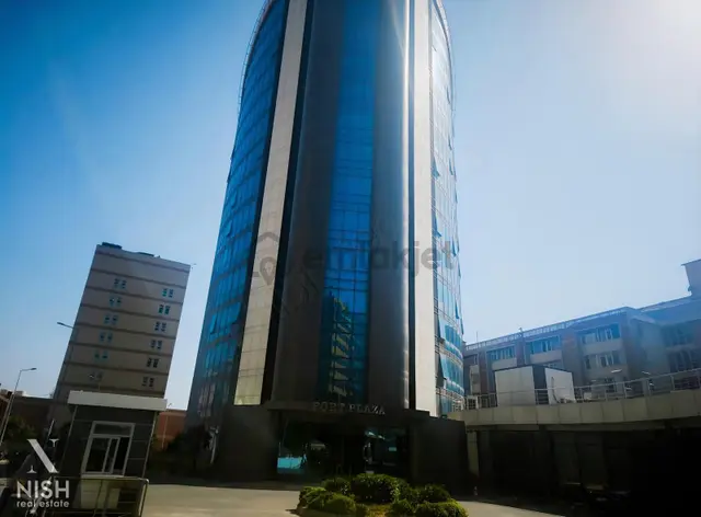 Basınekspres Port Plazada 380m2 Satılık Ofis 1