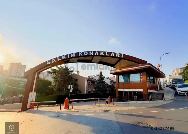 Başakşehir Salkım Konaklarında Prestijli 8+1 Villa