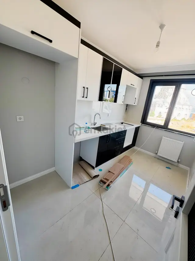 Abdi İpekçi Mah'de Sıfır Yüksek Giriş Satılık 2+1 Daire 1