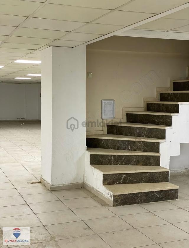 Derince Dumlupınar Mahallesinde Kiralık 280 M2 Dükkan 1