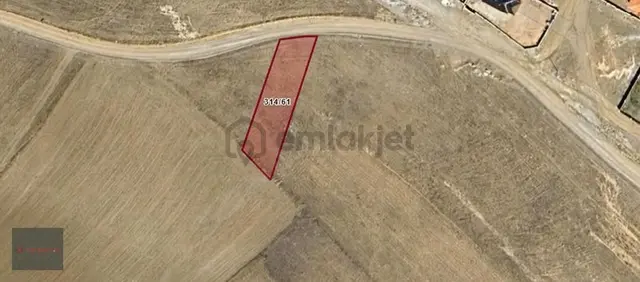 Ysf Emlak'tan Niğde Merkez Aktaş Devlet Mevki Satılık 682m2 Arsa 1