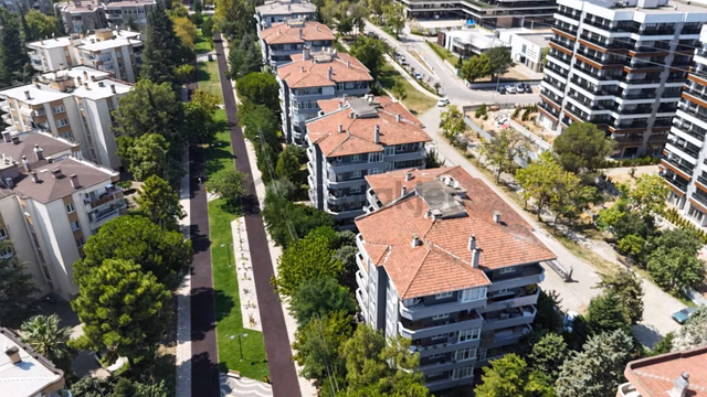 Esen'den Beykent Sitesinde Arakat & Bakımlı Satılık Daire