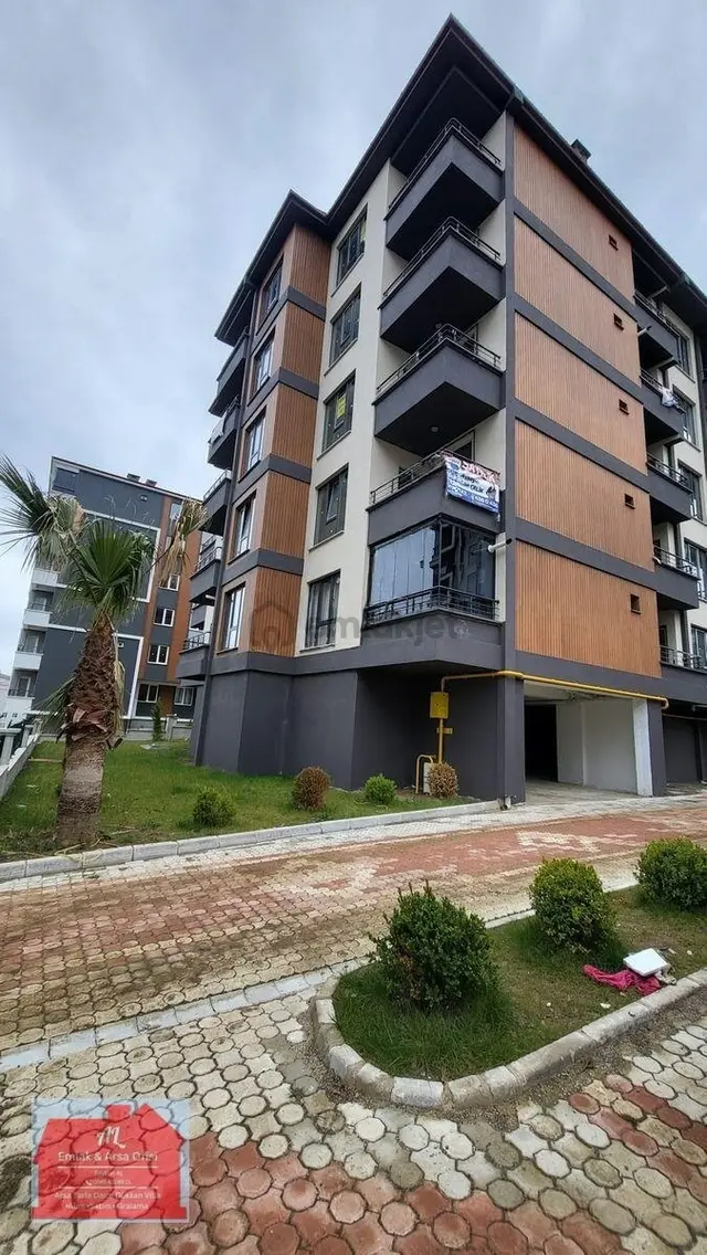 Atakum Gülpark 4'te Satılık 1+1 Havuzlu Sitede Sıfır Daire