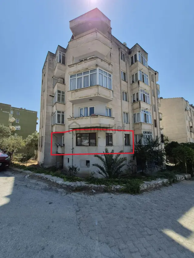 C21 Cius: Manastır'da Ana Yola Cepheli Merkezi Konumda Daire 1