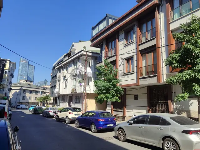 Hamidiye Son Durak Atlas İstinye Üniv Yakın 1+1 55 M2 1