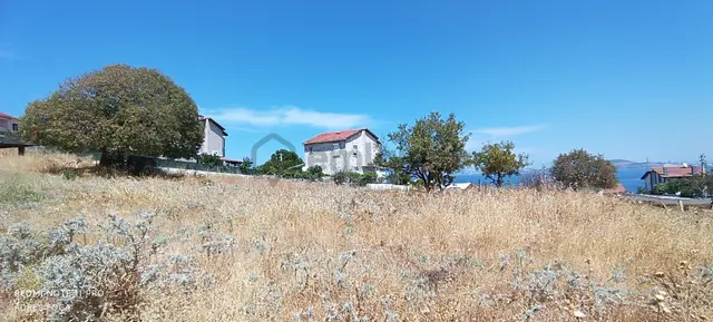 Donatkentte Deniz Manzaralı Satılık 297m2 3.sit Alanı Arsa 1
