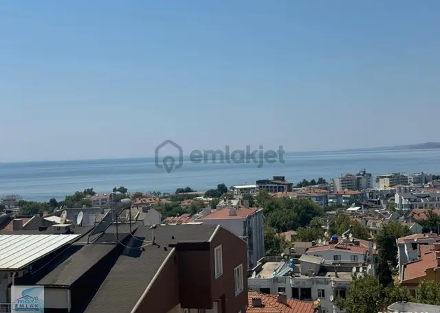 Bandırma Mavi Emlaktan Erdek Atatürk Mahallesinde 5+1 Dublex Kiralık Daire 1