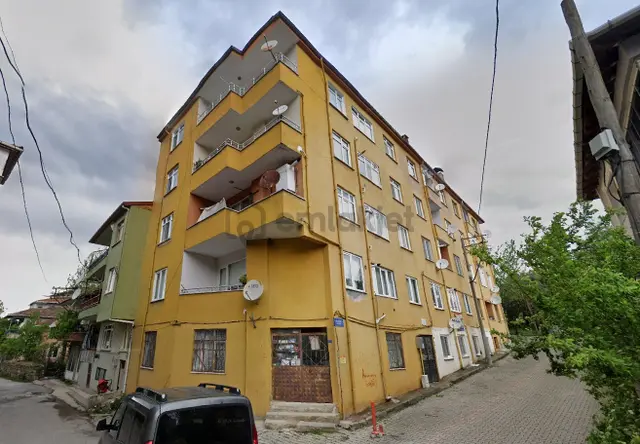 Karamürsel Ereğli'de Eşyalı Satılık 3+1 Daire 1