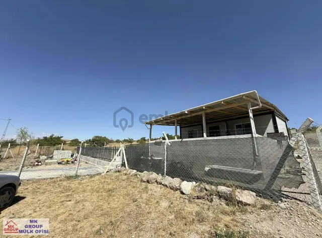 Reşadiye'de 800m² Doğa İle İç İçe 1+1 Satılık Huzurlu Bağ Evi