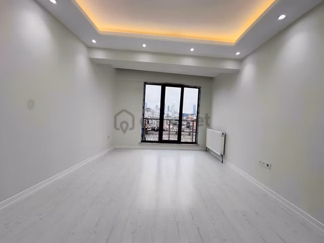 Uygun Emlaktan Manzaralı Kiralık 3+1 Asansörlü Merkezi Konum