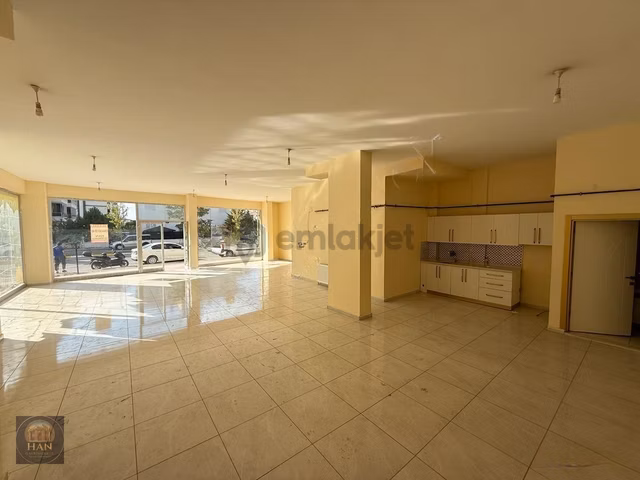 Han Gayrimenkulden Hasasta 150 M² Kiralık Dükkan 1