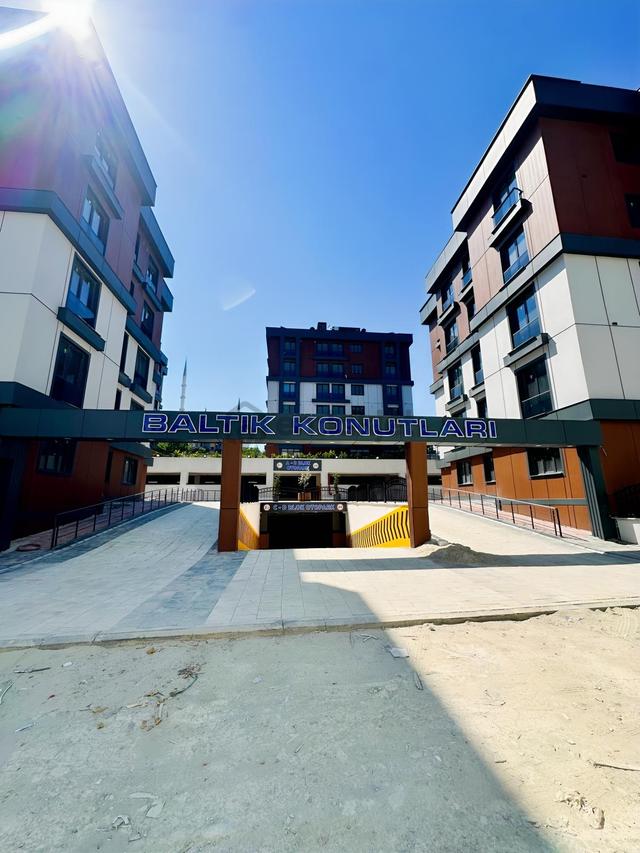 Merhaba Emlak'tan Vadiparkta Site İçerisinde Kiralık 1+1 Daire