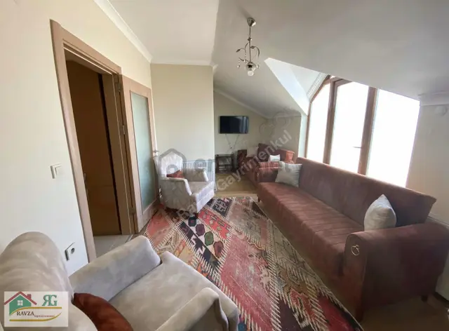 Ravza Yapı Gayrimenkulden 2+0 Eşyalı Kiralık Çatı Katı Daire