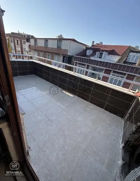 Arnavutköy Anadolu Mahallesinde Kiralık Çatı Katı 1