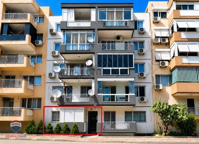 53 Karşıyaka Dedebaşı Satılık 1+1 Daire