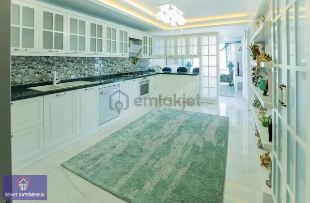 Smart'tan 50 Metrelik Yol Üzeri Ultra Lüks 5+1 Daire 1