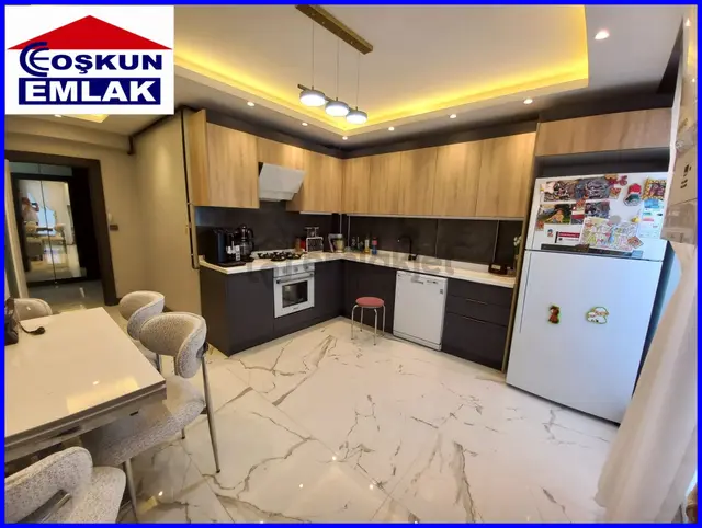 Coşkun Emlak'tan Bademlik'te 4+1 Full Yapılı Daire 1