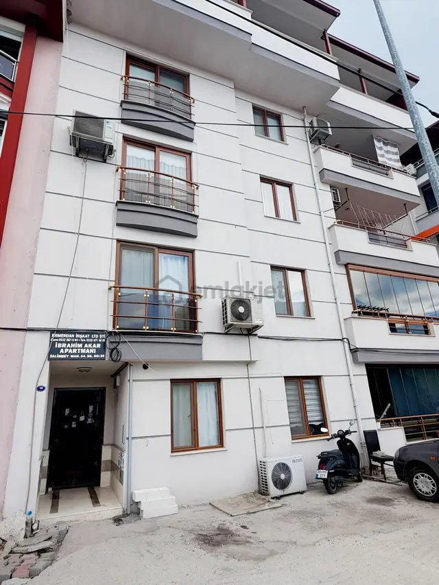 Turyap'dan Dikili Salimbey Mah. Kiralık Dublex Daire