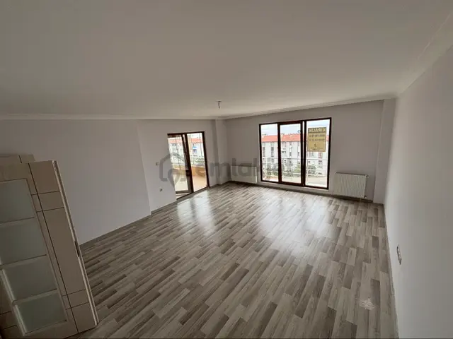 Trabzon Pelitli Mahallesinde Kiralık 3+1 Daire 1
