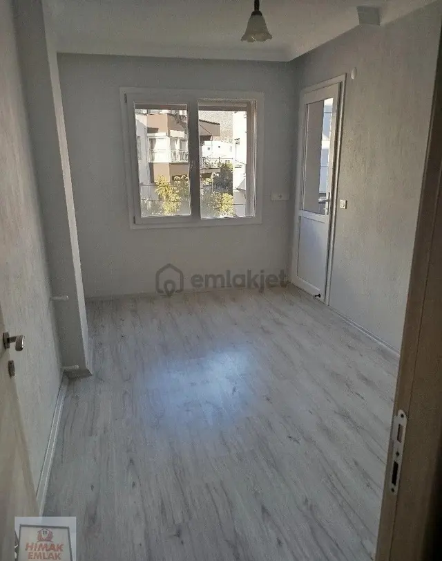 52 M 1+1 2 Balkonlu Daire