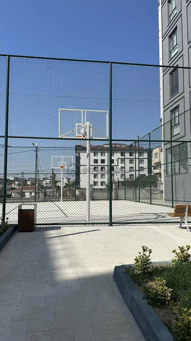 Hadımköy Site İçersinde Satılık 3+1 Ara Kat Daire 1