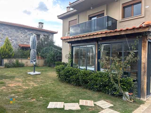 Gökçealan'da Satılık Lüks Müstakil Villa 4+1, 440m² Arsa 1