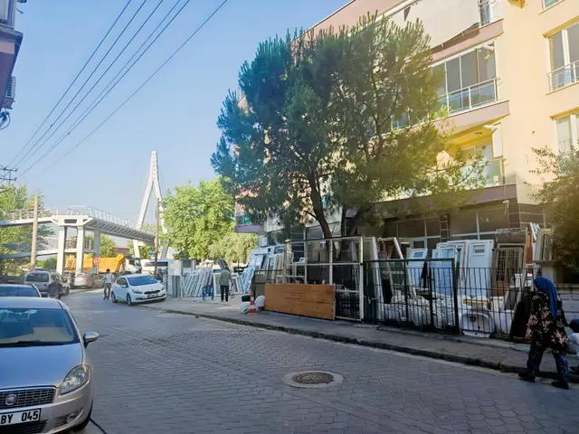 Yuvam'dan Pelitlibağ Da 500m2 Satılık İşyeri
