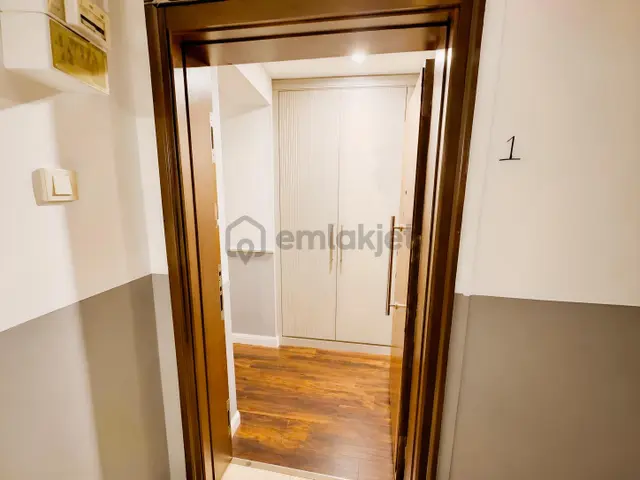 Re/max Smyrnadan Fahrettin Altayda Satılık 125 M² Ferah 3+1 1