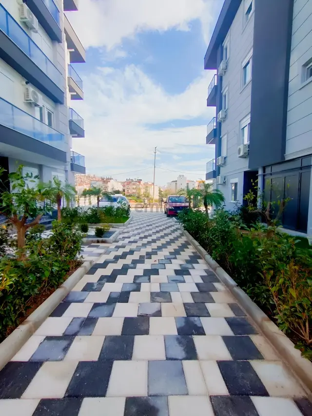 Kepez Çamlıbel Mh.'de Site İçinde 1+1 65m² Satılık Daire 1