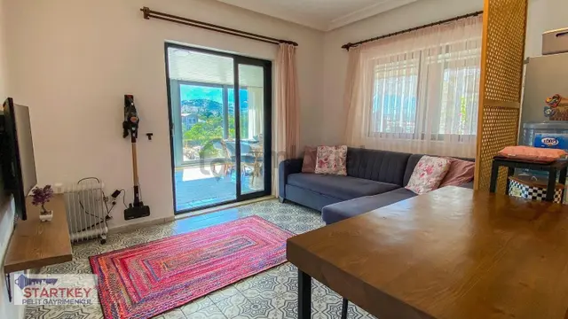Eski Datça'da Giriş Kat 75 M² 2+1 Geniş Bahçeli Satılık Daire