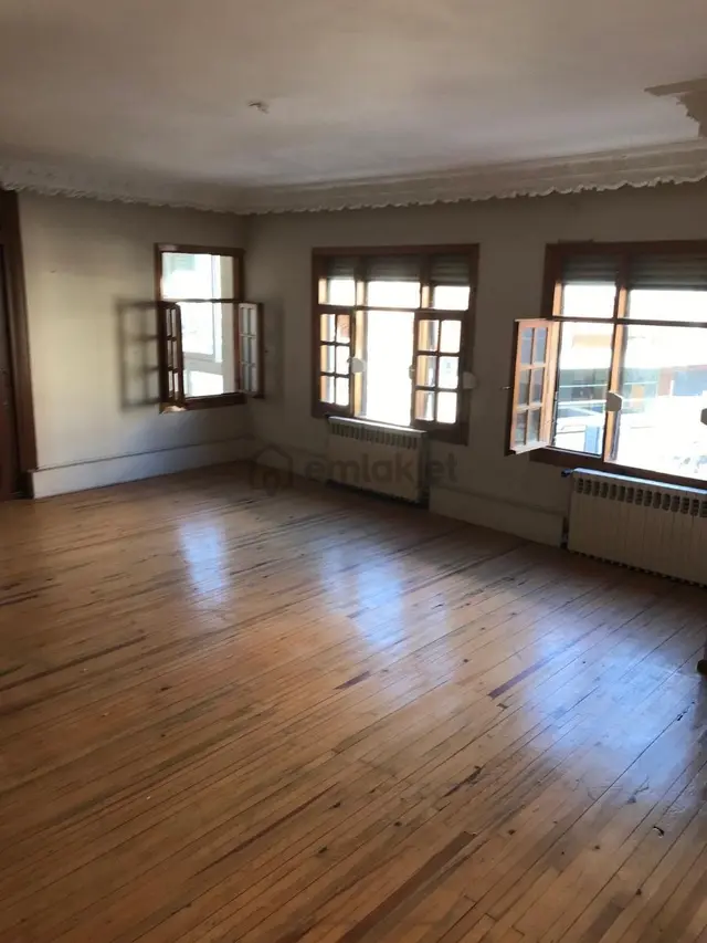 Nova'dan Cumhuriyet Mh Levha Değeri Yüksek Merkez Kiralık Daire