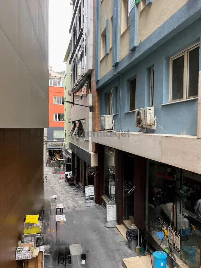Trabzon Ortahisar Gazipaşa'da Kiralık 100 M² Şehir Manzaralı Merkezi Ofis 1