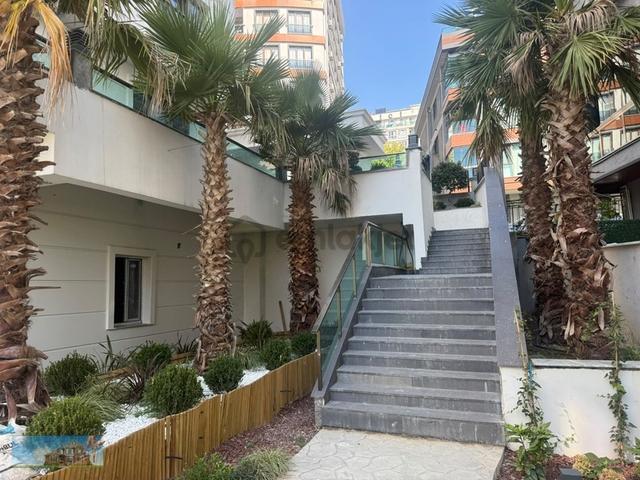 Barış'tan Site İçerisinde Kapalı Otoparklı-güvenlikli Lüks 2+1 1