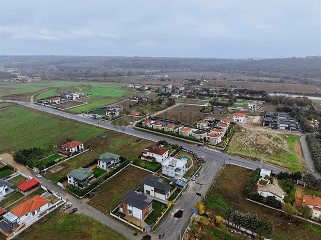 Enyapı' Dan Ambardere'nin En İyi Bölgesinde 1150 M2 Villa Arsası 1