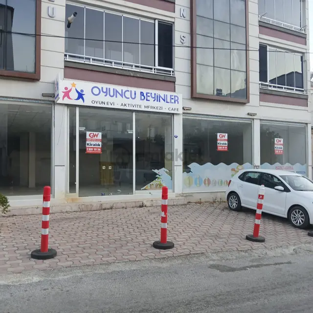 İzmir Bayındır'da Kiralık Depolu İşyeri 1