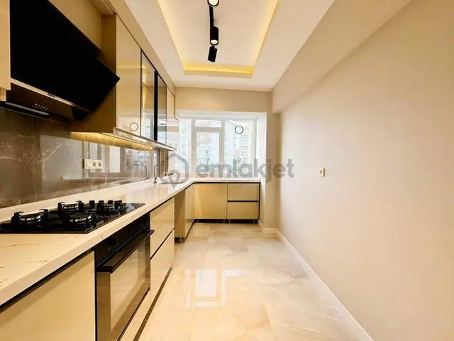 A.eğlence'de Park Manzaralı 3+1 Lüx Yapılı 120m2 Daire..! 1