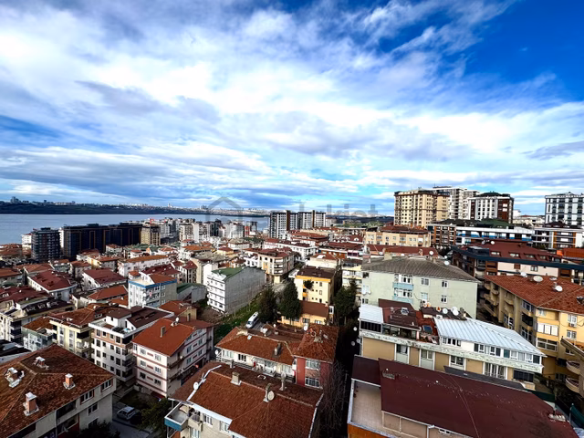 Billur Rezidans'ta Deniz Ve Göl Manzaralı Satılık Daire