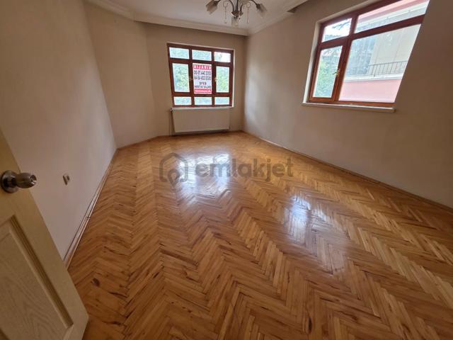 Etlik Şehir Hastanelerine Yakın Katta 3+1 Kiralık Daire